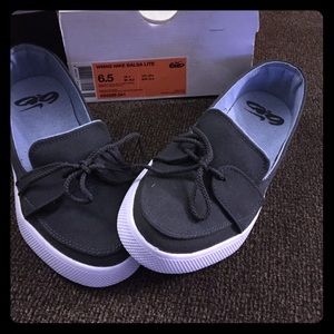 New Woman's Nike Balsa Lite