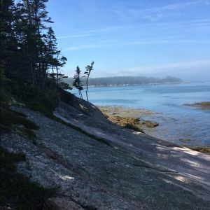 Meet your Posher, Ami