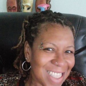 Meet your Posher, Linda