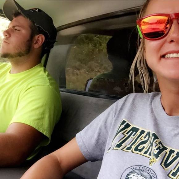 Meet your Posher, Holly