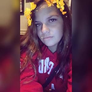 Meet your Posher, Caitlin