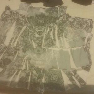 Large maurices shirt