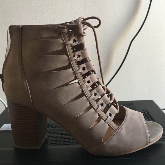 These cute booties