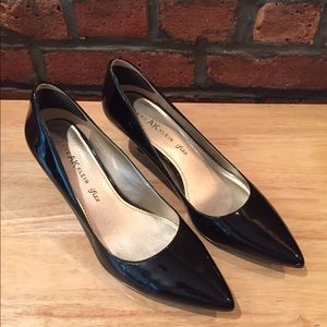 Anne Klein iflex patent leather kitten heels
