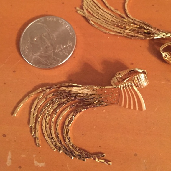 Fancy Gold Drop Earrings - Clip-On 💃🏻💃🏻