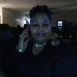 Meet your Posher, Carmella