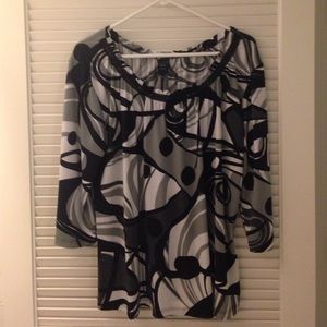 Geometric black and white beaded neck blouse