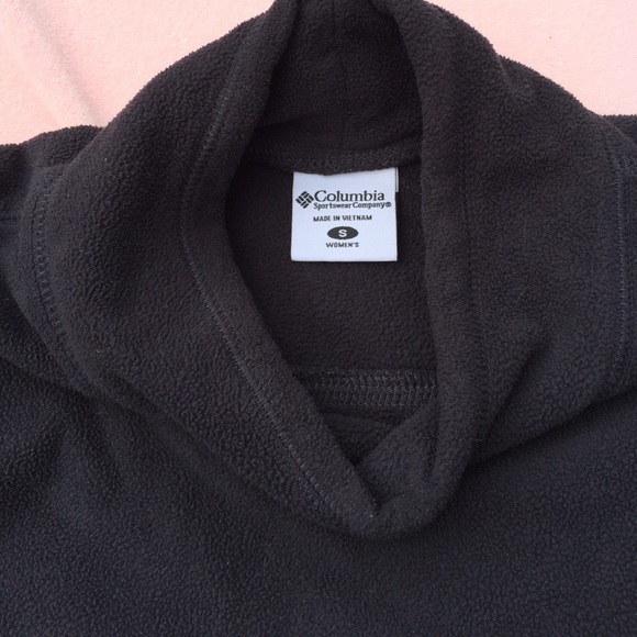 Columbia fleece pull over small