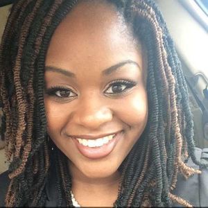 Meet your Posher, Erika