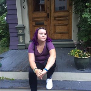 Meet your Posher, Ava