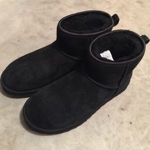 Ankle black ugg boots