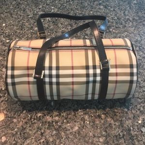 Brand new ✨ Burberry barrel bag! Never used.