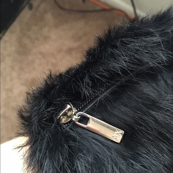 A/X rabbit fur wrist cuffs - Picture 2 of 2