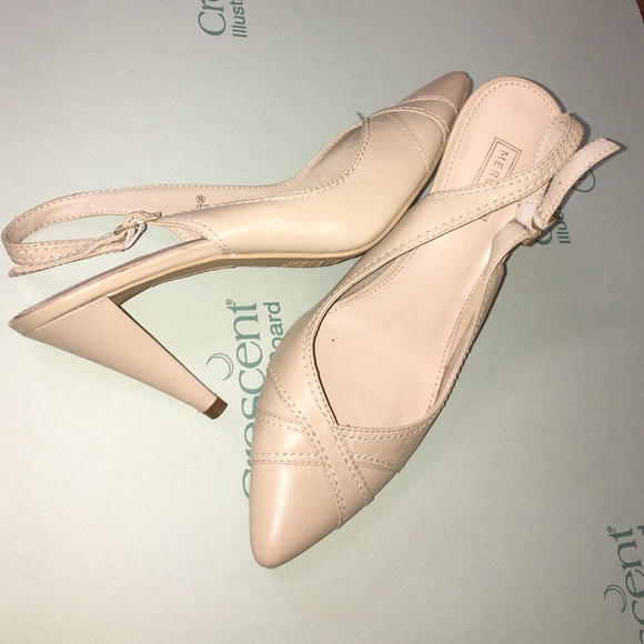 Nude pointy toe heels - Picture 2 of 4