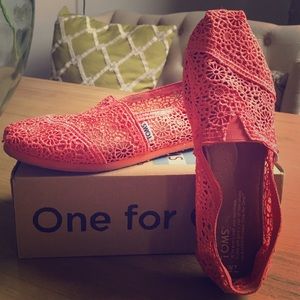 Coral Crochet TOMS ⭐️🌟💫