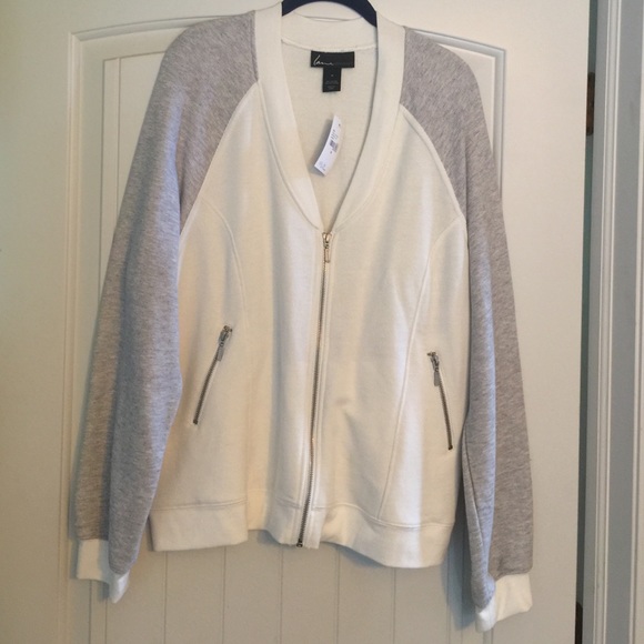 Lane Bryant zipper top. NWT Size 18