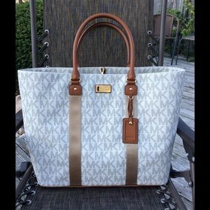 Michael Kors XL Travel Tote