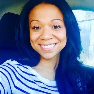 Meet your Posher, Lorena