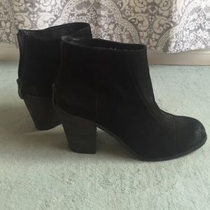 Vince Camuto Black Bootie