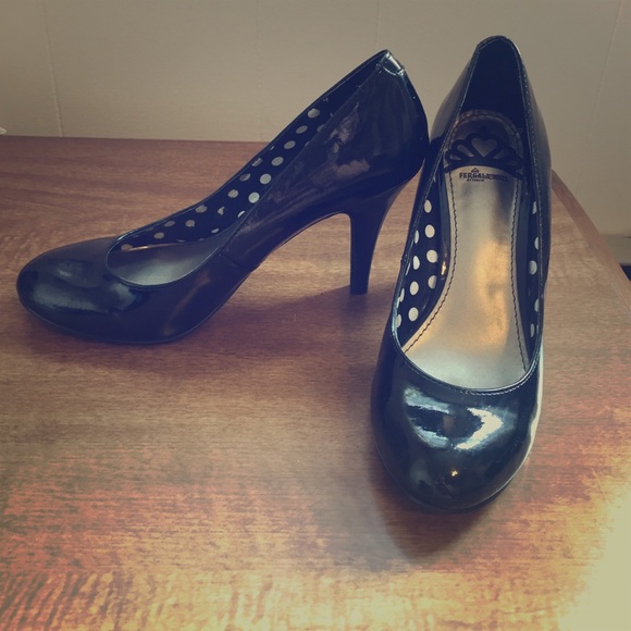 Kitten Heels - Picture 1 of 3