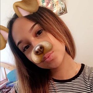 Meet your Posher, Crystal