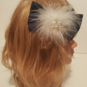 Bow hair clip