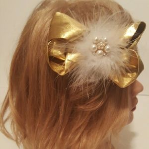 Bow hair clip