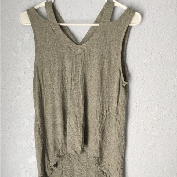 Grey tank