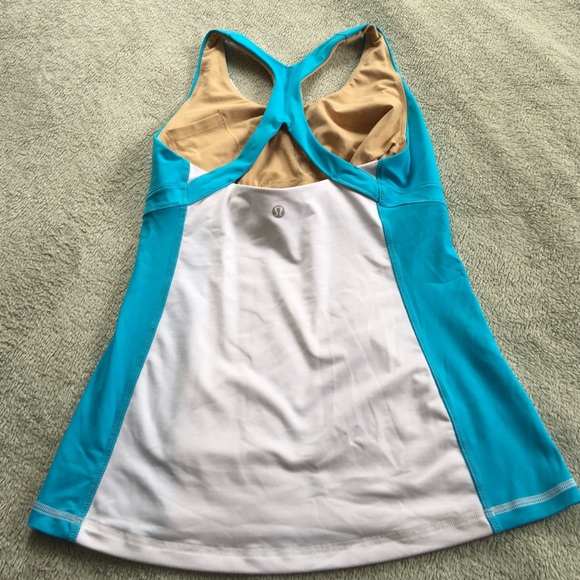 Lululemon athletic workout blouse - Picture 2 of 3