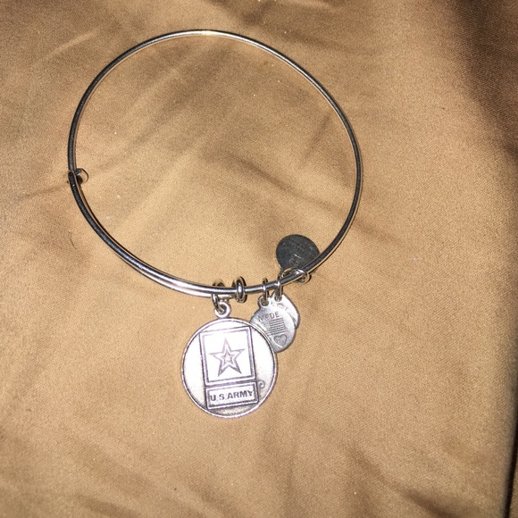 Alex & Ani