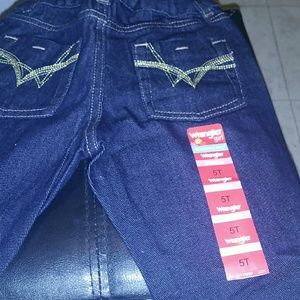 New Wrangler Bootcut Jeans W/ adjustable waist