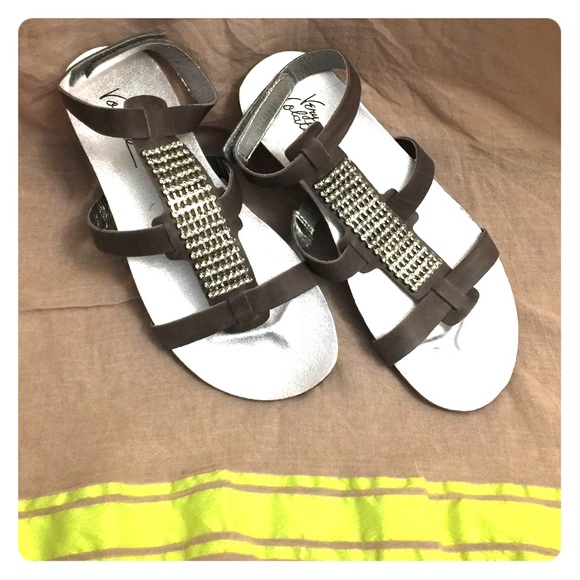 Very volatile woodland T-strap sandals