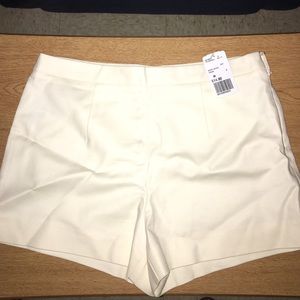 Woven High Waist Shorts