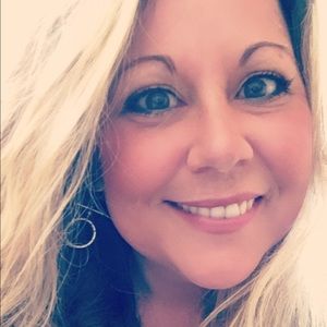 Meet your Posher, Jen