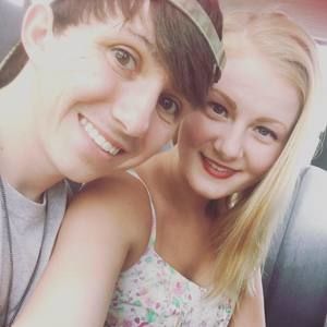 Meet your Posher, Elissa