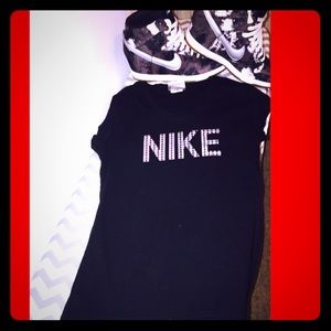 ✨Nike Reflector Logo Baby Tee