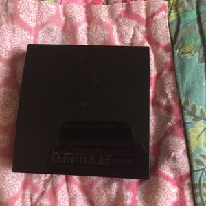 Laura mercier indiscretion illuminator