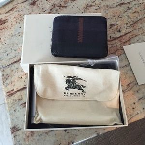 Burberry wallet
