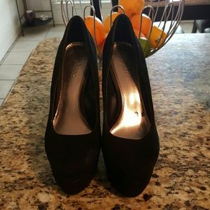 Black platform heels