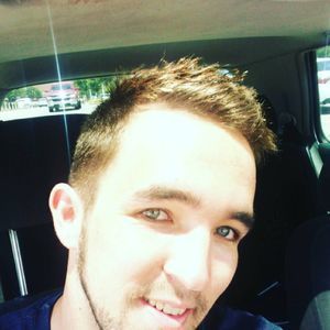 Meet your Posher, Dakota