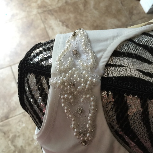 ๐จ Last Chance ๐A party,cocktail dress - Picture 2 of 4