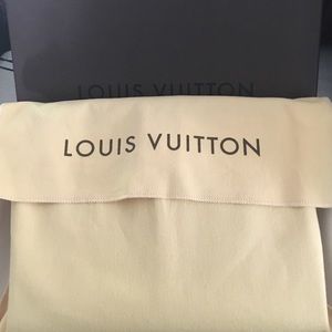 Louis Vuitton Day Planner - NEVED USED