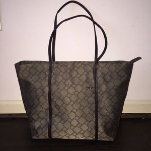 Tumi Ticon Q-Tote in Cappuccino
