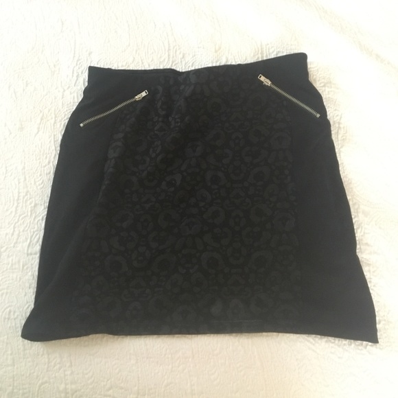 🛑 SOLD 🛑 - Picture 2 of 3