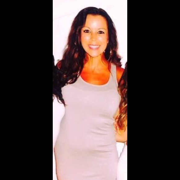 Meet your Posher, Jennifer - Picture 1 of 1