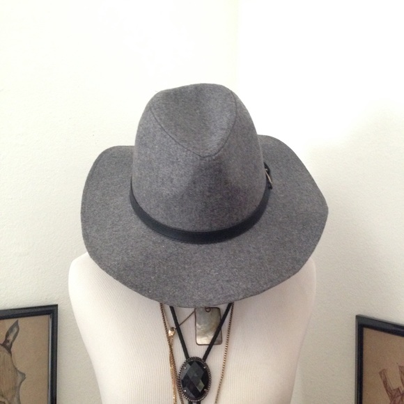 gray panama hat
