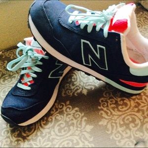 🔹 Like New Women's New Balance 515 🔹