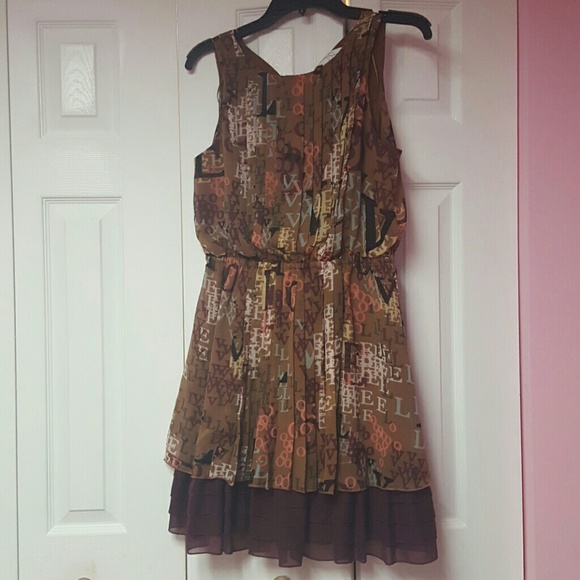 Dress - Picture 1 of 1