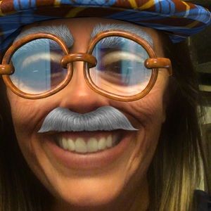 Meet your Posher, Brooke