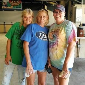 Meet your Posher, Holly